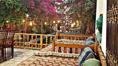 رستوران سنتی هتل کهن کاشانه یزد